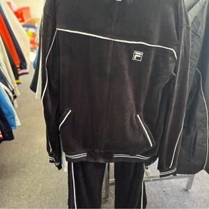 Vintage 90’s Fila Men's Black Tracksuit Size Medium